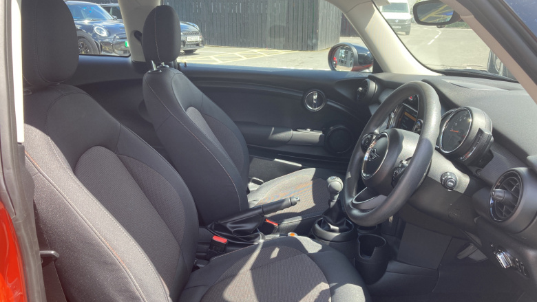 MINI Hatchback 1.5 Cooper Classic II 3dr Petrol Hatchback